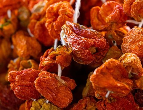 SUN-DRIED TOMATO